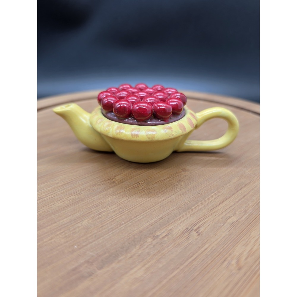 KHIEN‎ Vintage Miniature Cherry Pie Dessert Teapot Ceramic